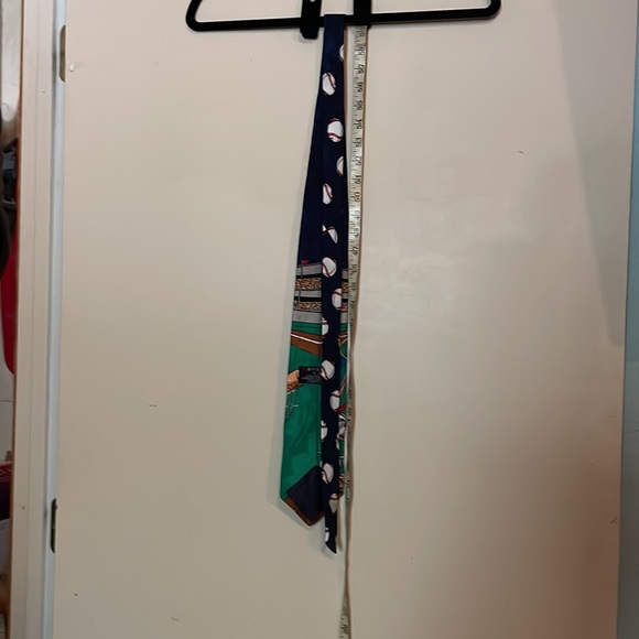 Looney tunes vintage tie - Picture 5 of 6